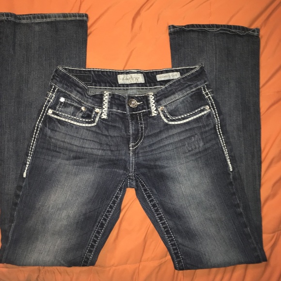 Daytrip Denim - Daytrip Aquarius Flare 28L dark rinse